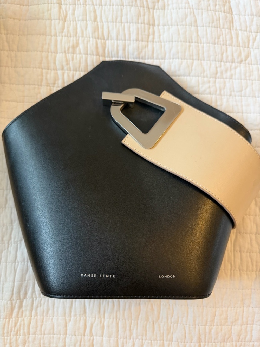 Danse Lente Black and Cream Shoulder Bag